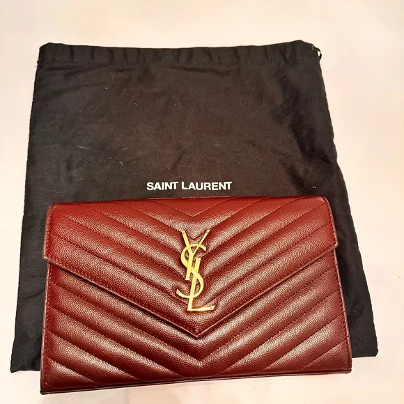 YSL AUTHENTIC medium sized gorgeous maroon color wallet on chain - Picture 5 of 12